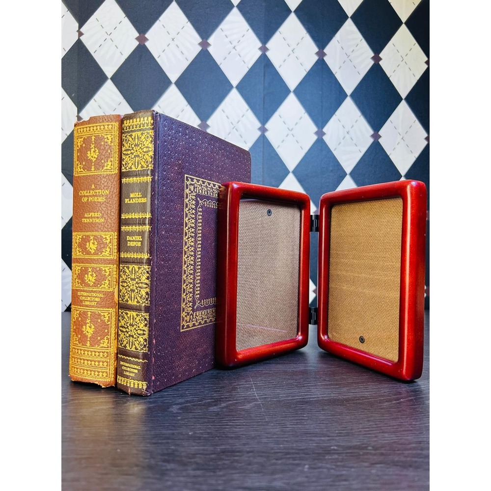 Vintage Bi-Fold, Hinged Teak‎ Wood Double Photo Frame Folding Tabletop Decor - Picture 14 of 17